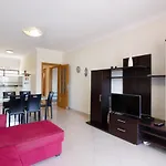 Yara T1 Apartamento *